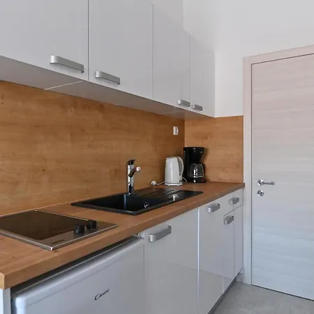 Apartment Andrea I *