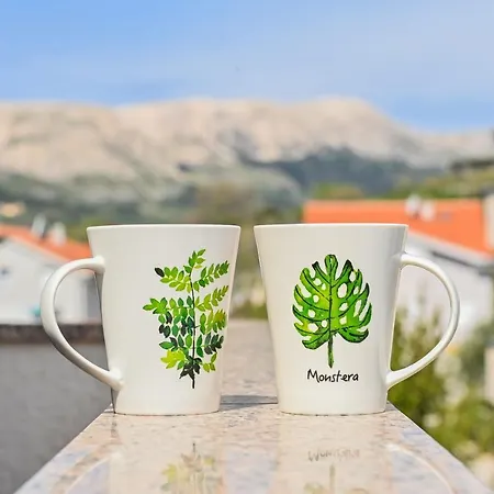 Andrea I アパート *