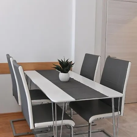Apartament Andrea I *